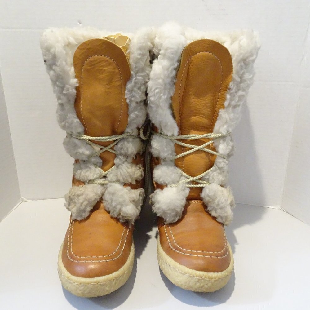 Vintage Winter Boots Sherpa Lined Gum Crepe Sole Made in Canada W sz 8 60s/70s
